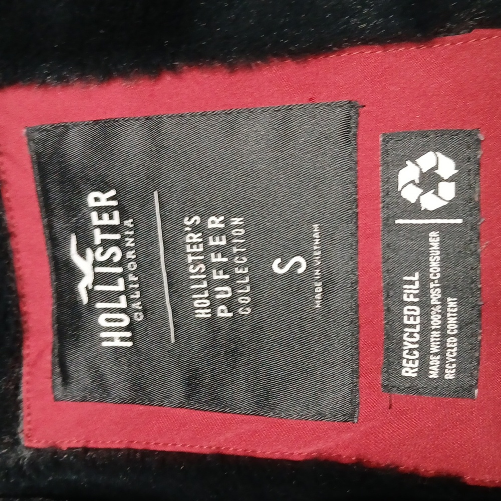 HOLLISTER PUFFER JACKET - Picture 8 of 10